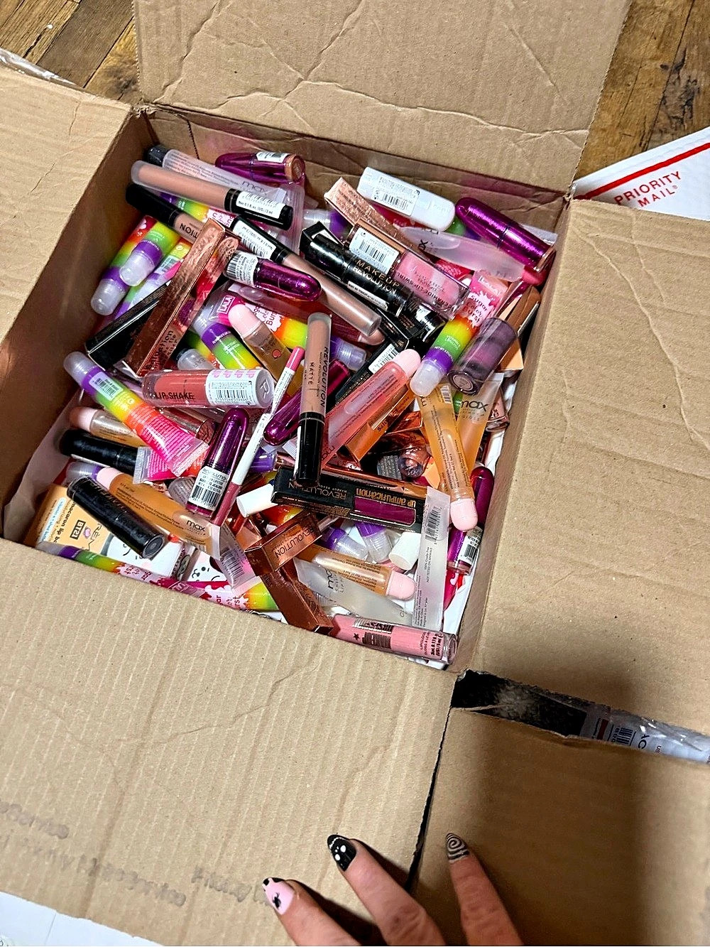 Assorted Lip Products Pink & Red NWT over 100 pc